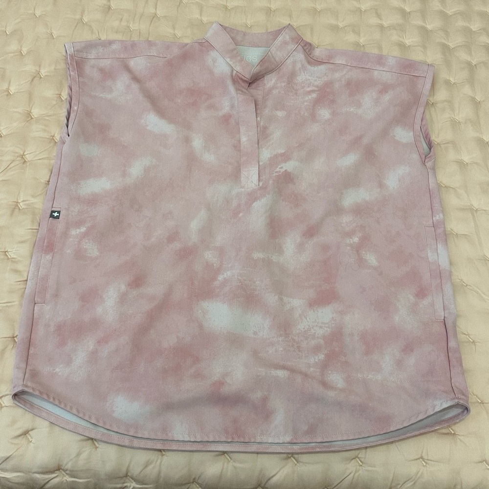 FIGS Rafaela Oversized Scrub Top XXS 
(also selling matching bottoms!)